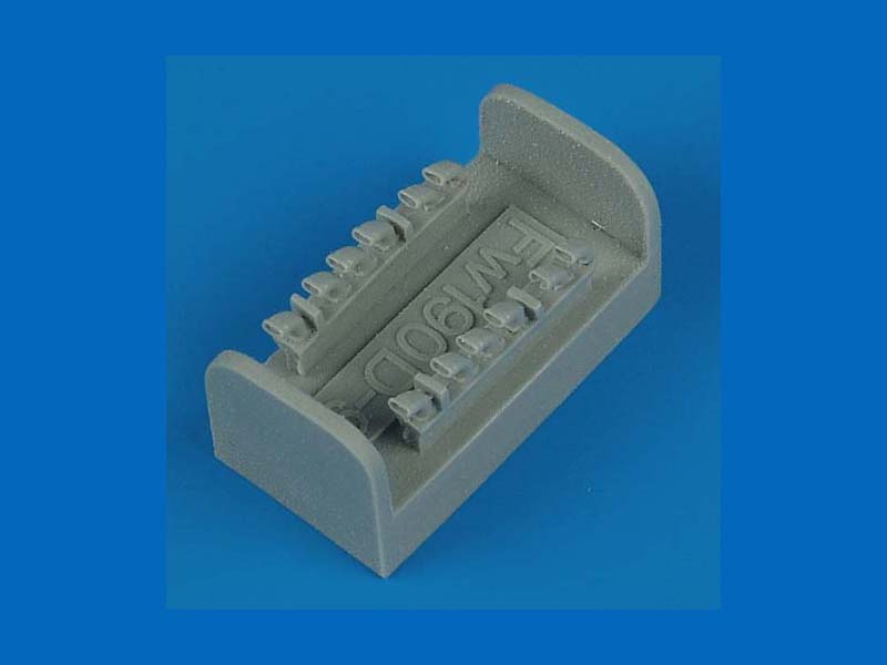 QB72147 Focke Wulf Fw 190D-9 exhaust 1/72