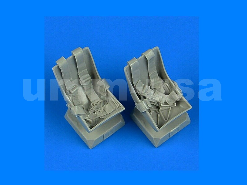 Quickboost QB32209-1:32 Panavia Tornado ejection seats with safety belts Neu