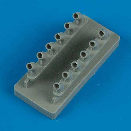 QB48317 P-40B Warhawk exhaust 1/48