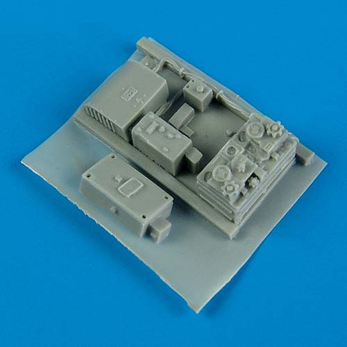 QB48443 Me 262A radio equipment 1/48