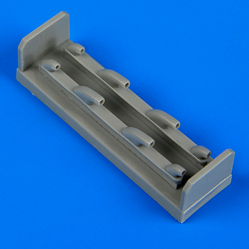 QB48562 Yak-1 exhaust 1/48